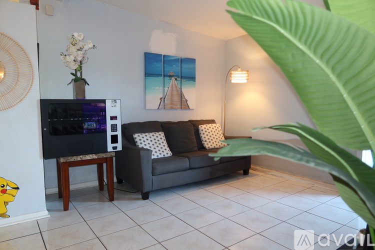 5722 Purdy Lane 1 Single Family Home for Rent - Photo gallery 2