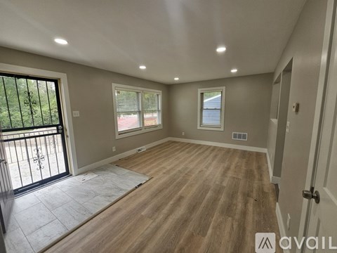 2036 W Ridge Rd 3 Beds Apartment for Rent