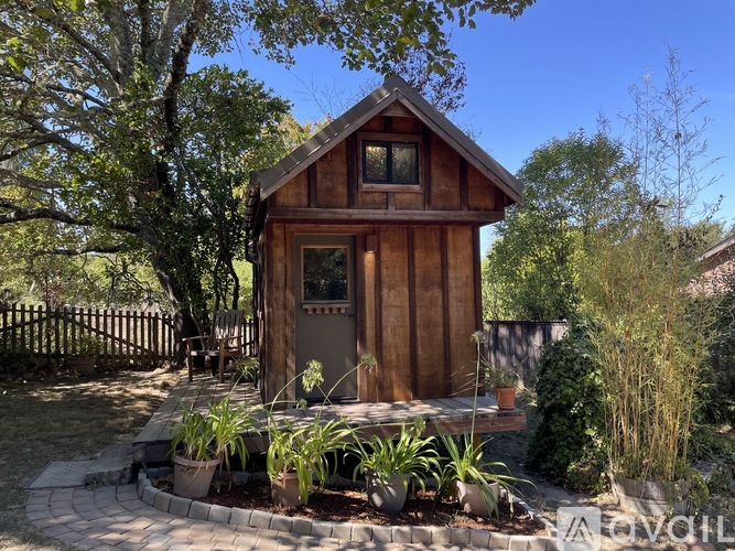171 Gold Ridge Road Studio Apartment for Rent - Photo gallery 4