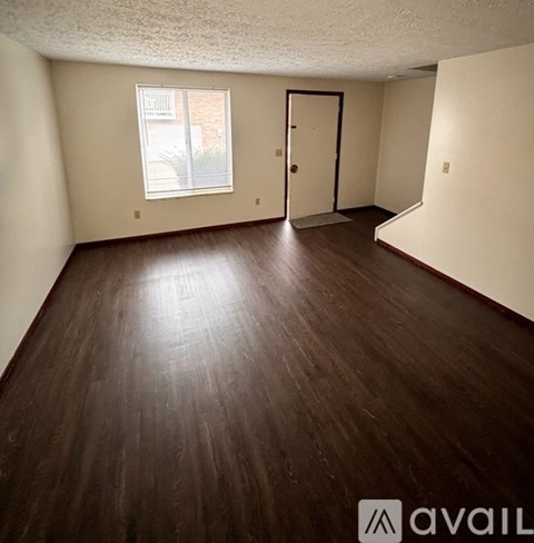454 E Church St 2 Beds Apartment for Rent