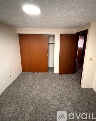 454 E Church St 2 Beds Apartment for Rent