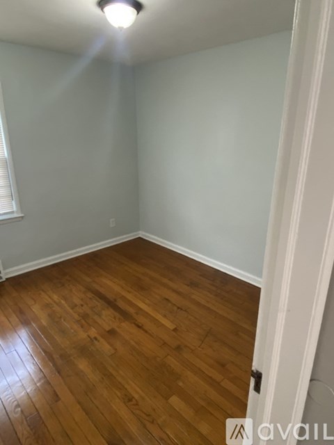 18824 Kelly Rd 2 Beds Apartment for Rent