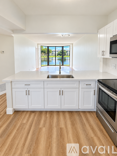 18900 Northeast 14th Avenue 2 Beds Apartment for Rent - Photo gallery 3