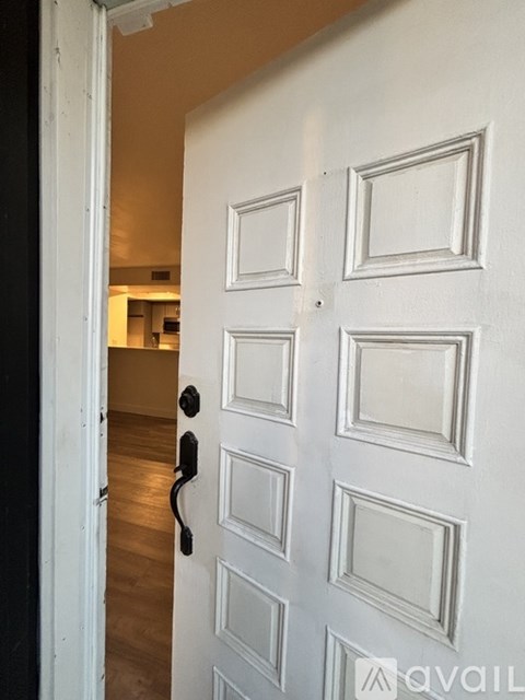 1301 West 8Th Street 2 Beds Apartment for Rent