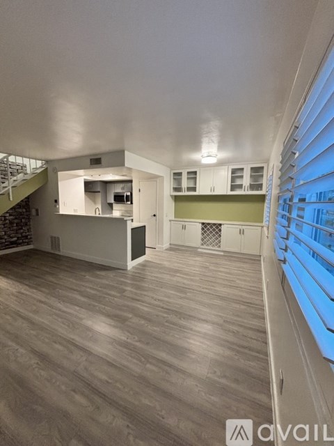 1301 West 8Th Street 2 Beds Apartment for Rent