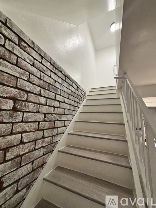 1301 West 8th Street 2 Beds Condo for Rent - Photo gallery 3