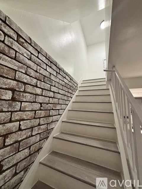 1301 West 8Th Street 2 Beds Apartment for Rent