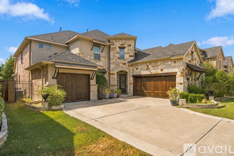 7211 Arches Ave 5 Beds Single Family Home for Rent - Photo gallery 2