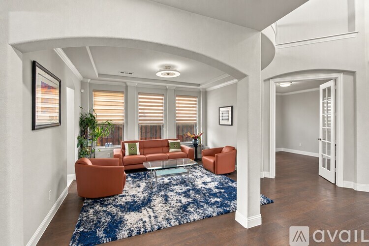 7211 Arches Ave 5 Beds Single Family Home for Rent - Photo gallery 4
