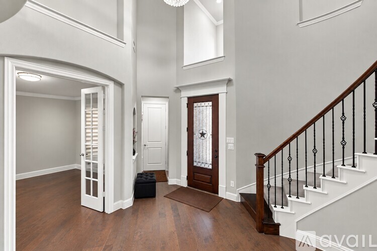 7211 Arches Ave 5 Beds Single Family Home for Rent - Photo gallery 5