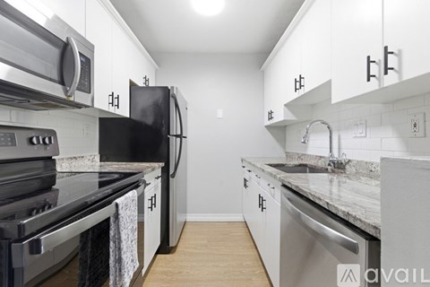 61 Wright St 2 Beds Apartment for Rent