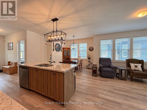 10 SAMANTHA LANE 3 Beds Apartment for Rent