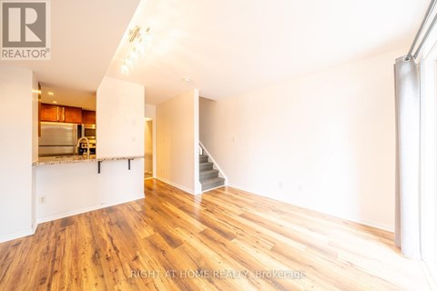 255 - 64 DOURO STREET 1 Apartment for Rent