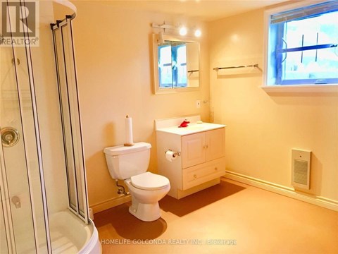 8 HAZELGLEN AVENUE 1 Apartment for Rent