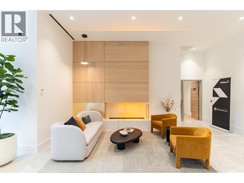 1701 6468 WILLINGDON 2 Beds Apartment for Rent