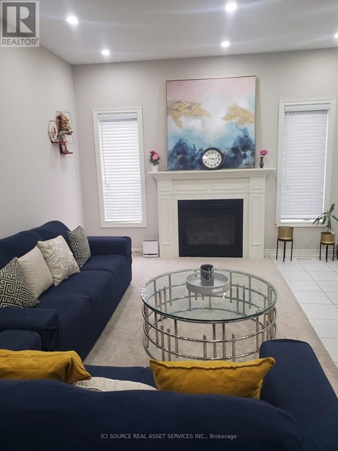 93 SONOMA VALLEY CRESCENT 3 Beds Apartment for Rent
