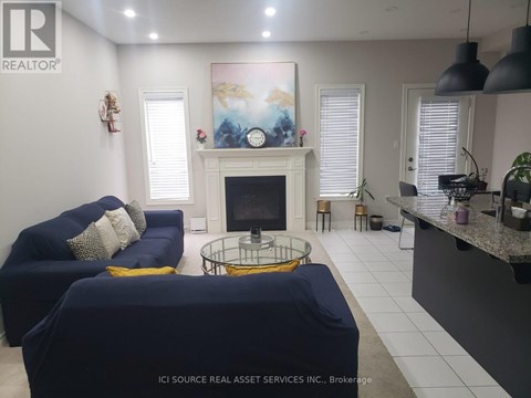 93 SONOMA VALLEY CRESCENT 3 Beds Apartment for Rent