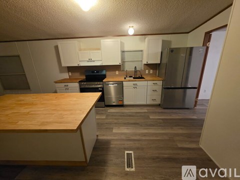 1716 E Market Ave 2 Beds Apartment for Rent