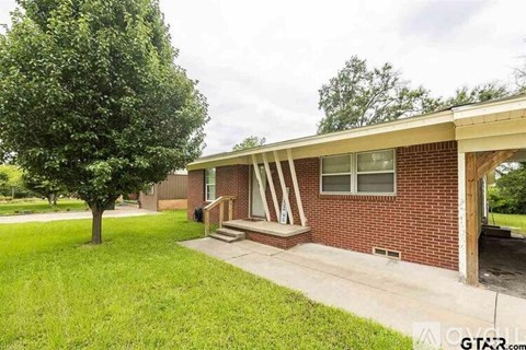 302 Bandera Dr 2 Beds Apartment for Rent