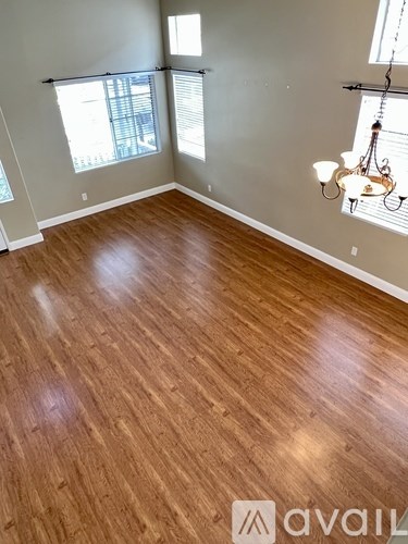 18 Golden Rain 3 Beds Apartment for Rent