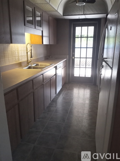 6519 Case Ave 3 Beds Single Family Home for Rent - Photo gallery 4