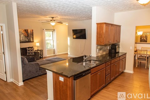 51 Willow Trace Dr 5 Beds Apartment for Rent