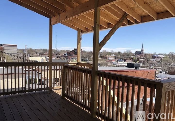 626 Maine Street 1 Apartment for Rent - Photo gallery 3
