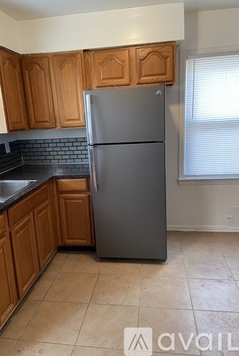 15709 Meyers Road 2 Beds Apartment for Rent
