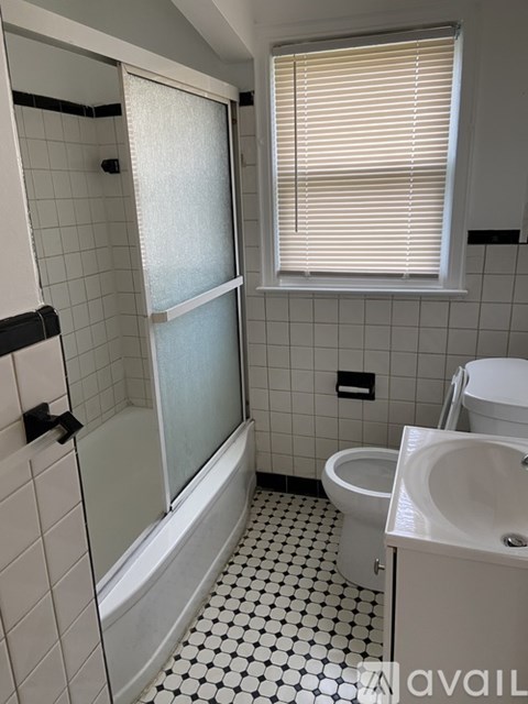 15709 Meyers Road 2 Beds Apartment for Rent