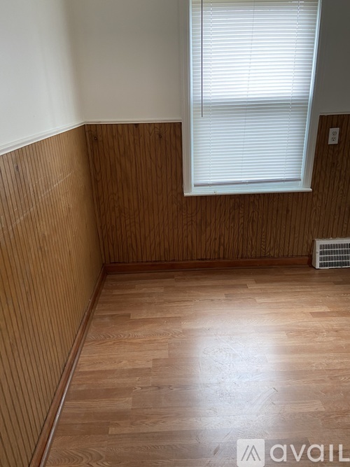 15709 Meyers Road 2 Beds Single Family Home for Rent - Photo gallery 5