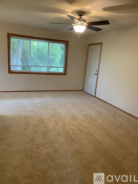 18040 Hoffman Avenue 2 Beds Apartment for Rent