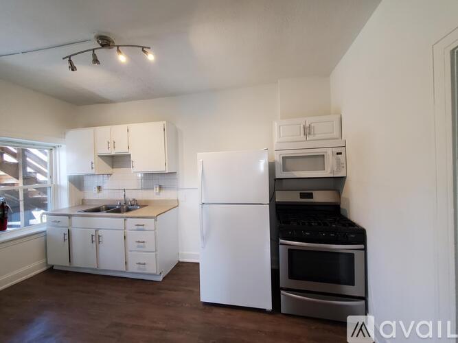 206 S Mantua St 2 Beds Apartment for Rent - Photo gallery 4
