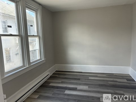 543 Jischke St 3 Beds Apartment for Rent