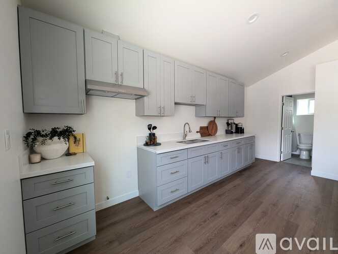 8310 Greenleaf Avenue 1 Single Family Home for Rent - Photo gallery 2