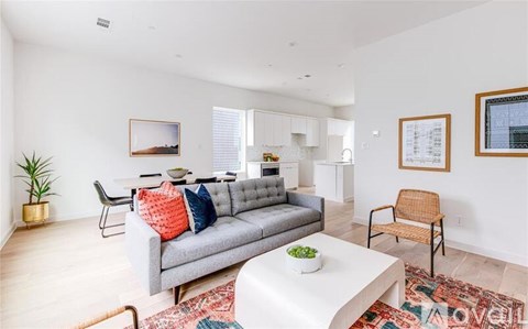 427 West 10Th Street 2 Beds Apartment for Rent