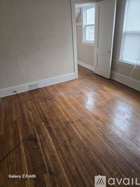 1846 Mannering Road 2 Beds Apartment for Rent