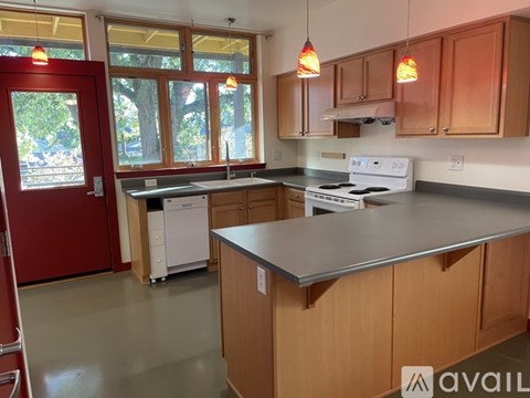 2525 N Killingsworth St 1 Apartment for Rent