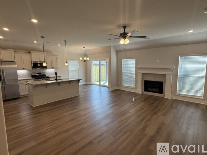 4241 W Barhem Drive 4 Beds Single Family Home for Rent - Photo gallery 3