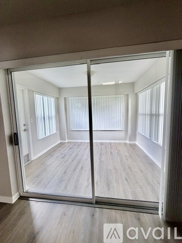 648 Harbor Villa Court 2 Beds Apartment for Rent