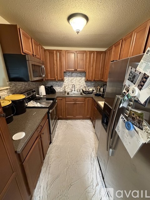 12 C Pineview Drive 2 Beds Apartment for Rent