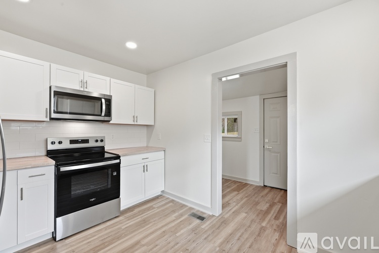 429 Atlantic Avenue 2 Beds Single Family Home for Rent - Photo gallery 5