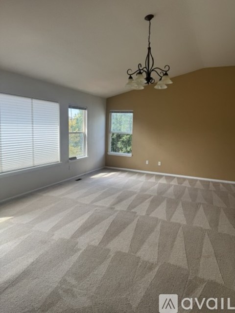 13819 Fillmore Street 6 Beds Apartment for Rent
