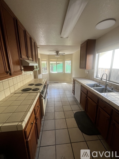 3732 Gladstone Drive 4 Beds Single Family Home for Rent - Photo gallery 5