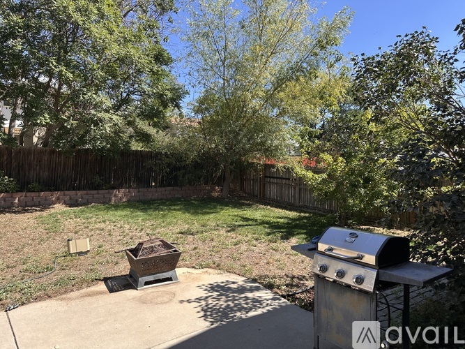 1754 South Lewiston Street 4 Beds Single Family Home for Rent - Photo gallery 4