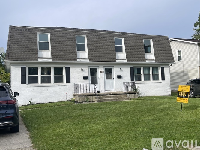 204 Glenhaven Dr 3 Beds Townhouse for Rent - Photo gallery 1
