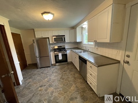 204 Glenhaven Dr 3 Beds Apartment for Rent