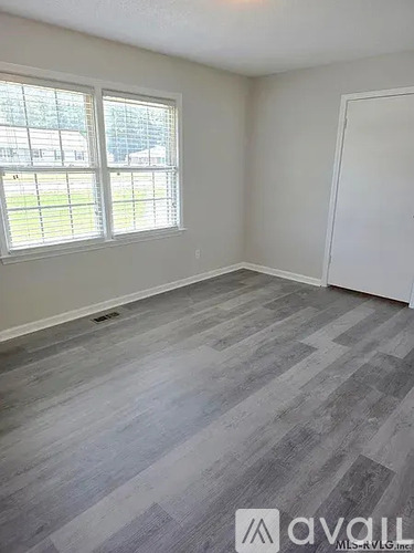 1728 Springfield Rd 3 Beds Single Family Home for Rent - Photo gallery 3