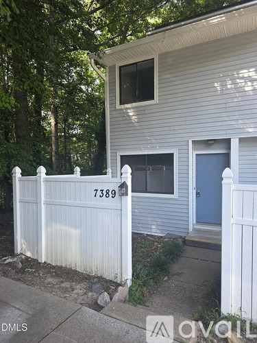 7389 Sandy Creek Dr 3 Beds Townhouse for Rent - Photo gallery 2