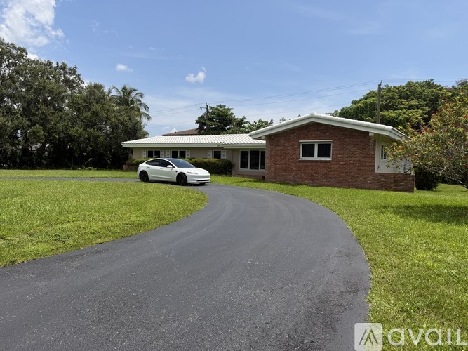 7743 SW 72nd Ct 4 Beds Single Family Home for Rent - Photo gallery 1