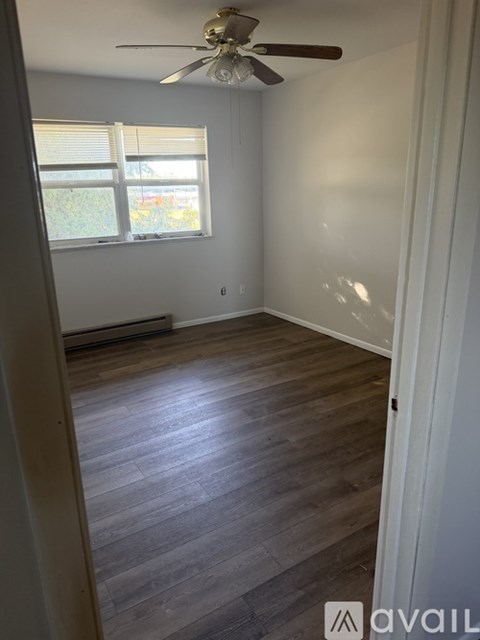 105 Walton Ln 2 Beds Apartment for Rent